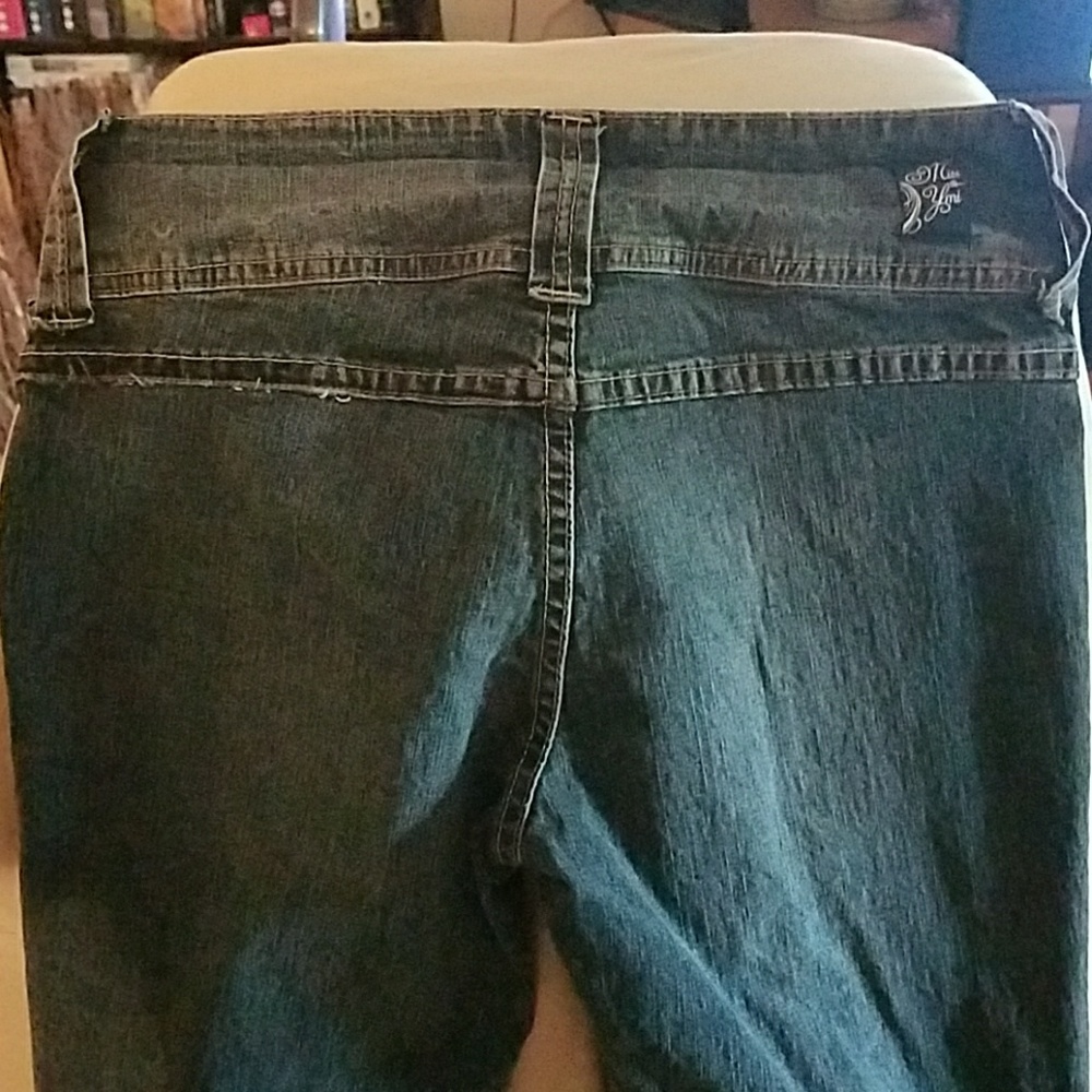Jeans - Picture 3 of 3